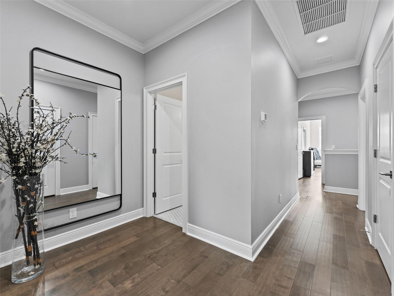Image 18 of 41 For 2723 Ysabella Avenue