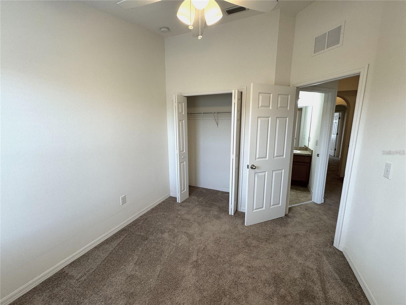 Image 21 of 43 For 4632 68th Avenue N