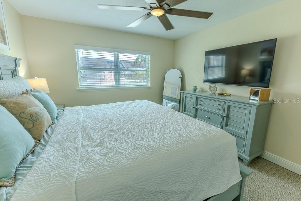 Listing photo id 39 for 5021 Porpoise Place