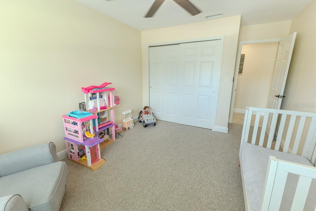 Listing photo id 42 for 5021 Porpoise Place
