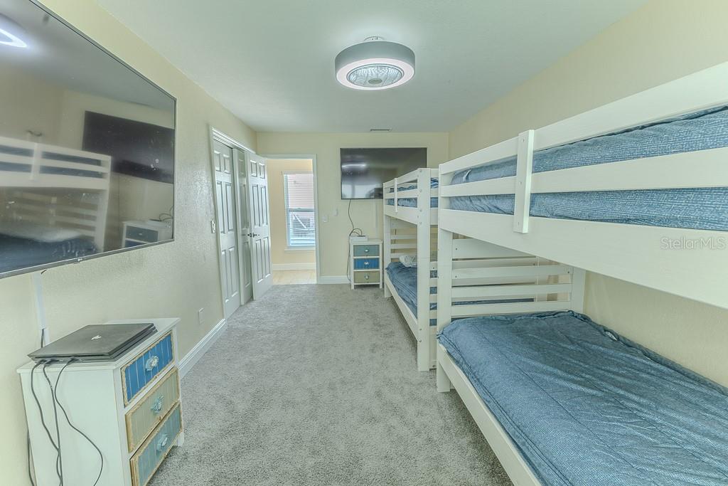Listing photo id 44 for 5021 Porpoise Place