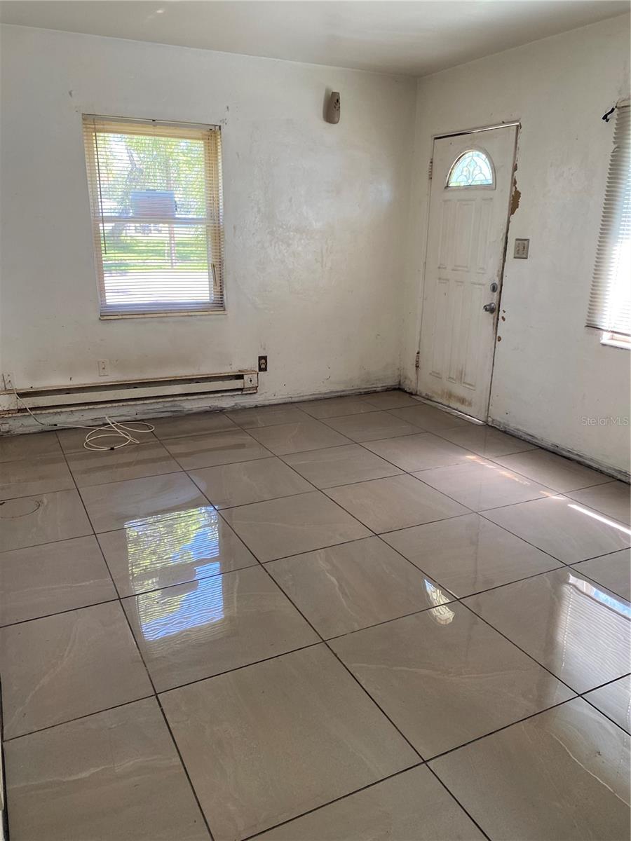 Image 13 of 14 For 1443 5th Street S