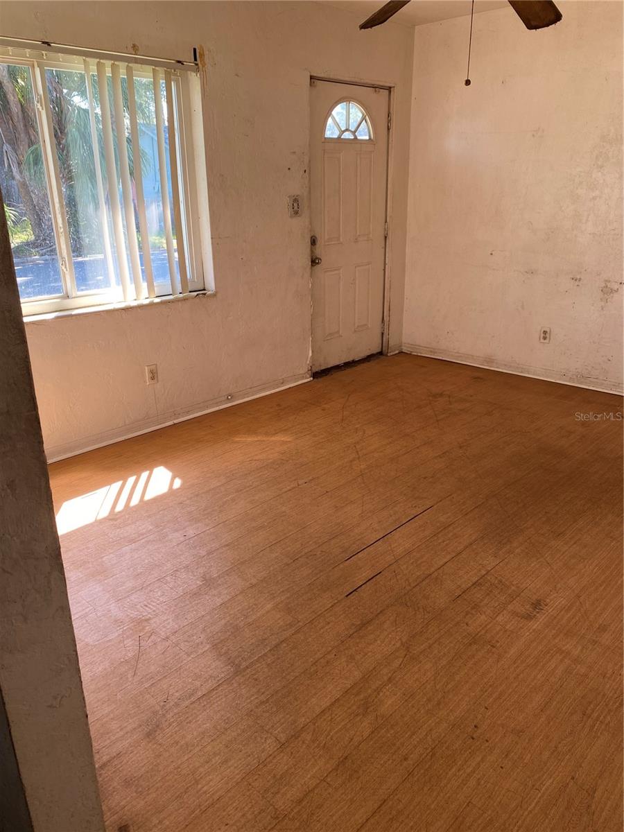 Image 3 of 14 For 1443 5th Street S