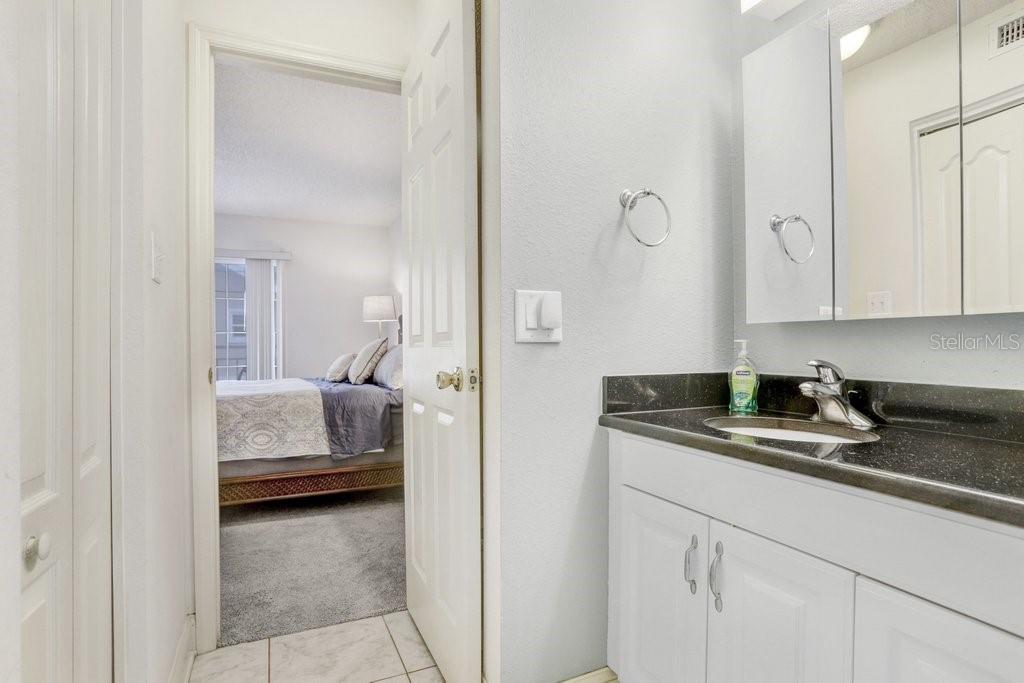 Image 16 of 31 For 708 Gulf Boulevard A