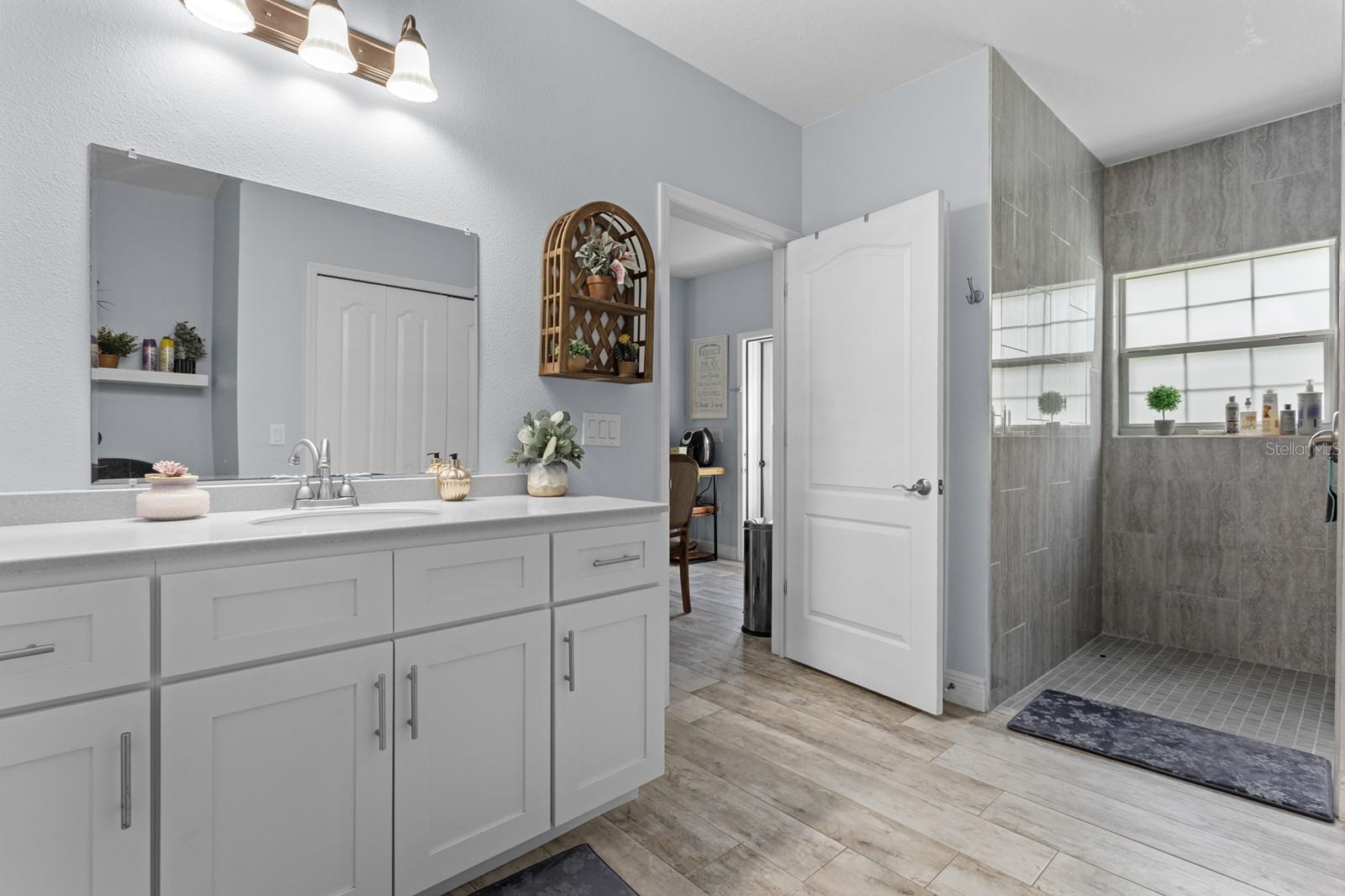 Listing photo id 35 for 5106 Slaten Road