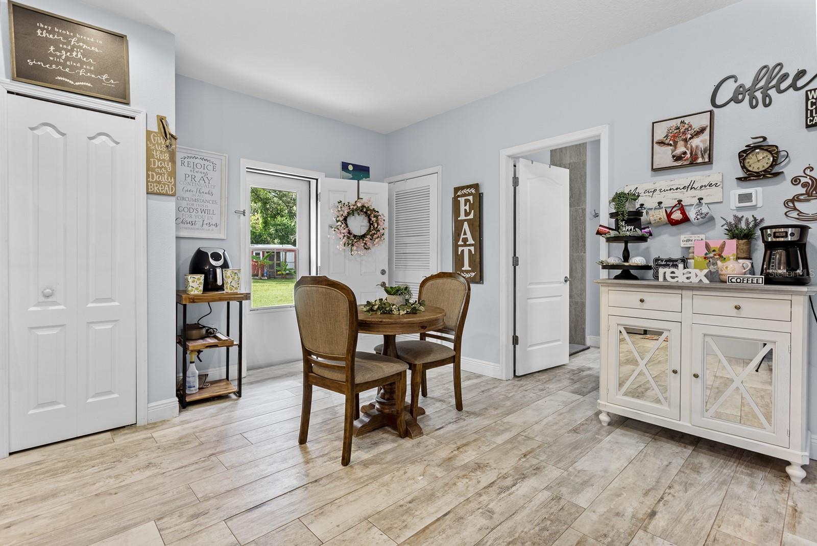 Listing photo id 39 for 5106 Slaten Road