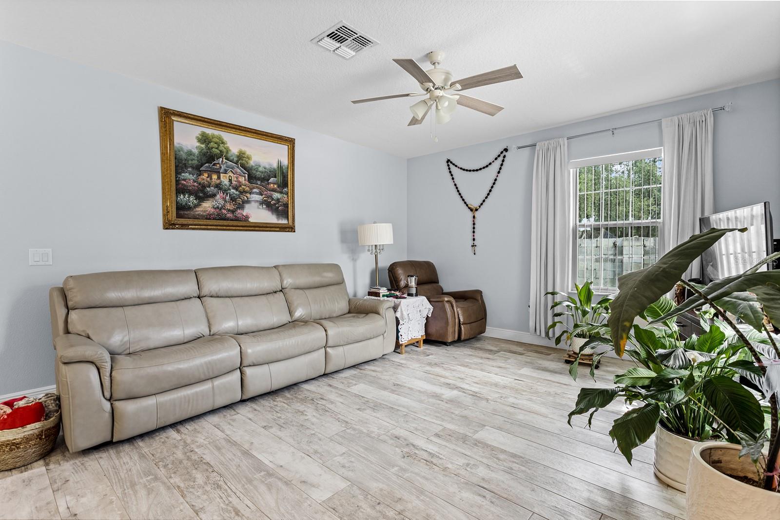 Listing photo id 42 for 5106 Slaten Road