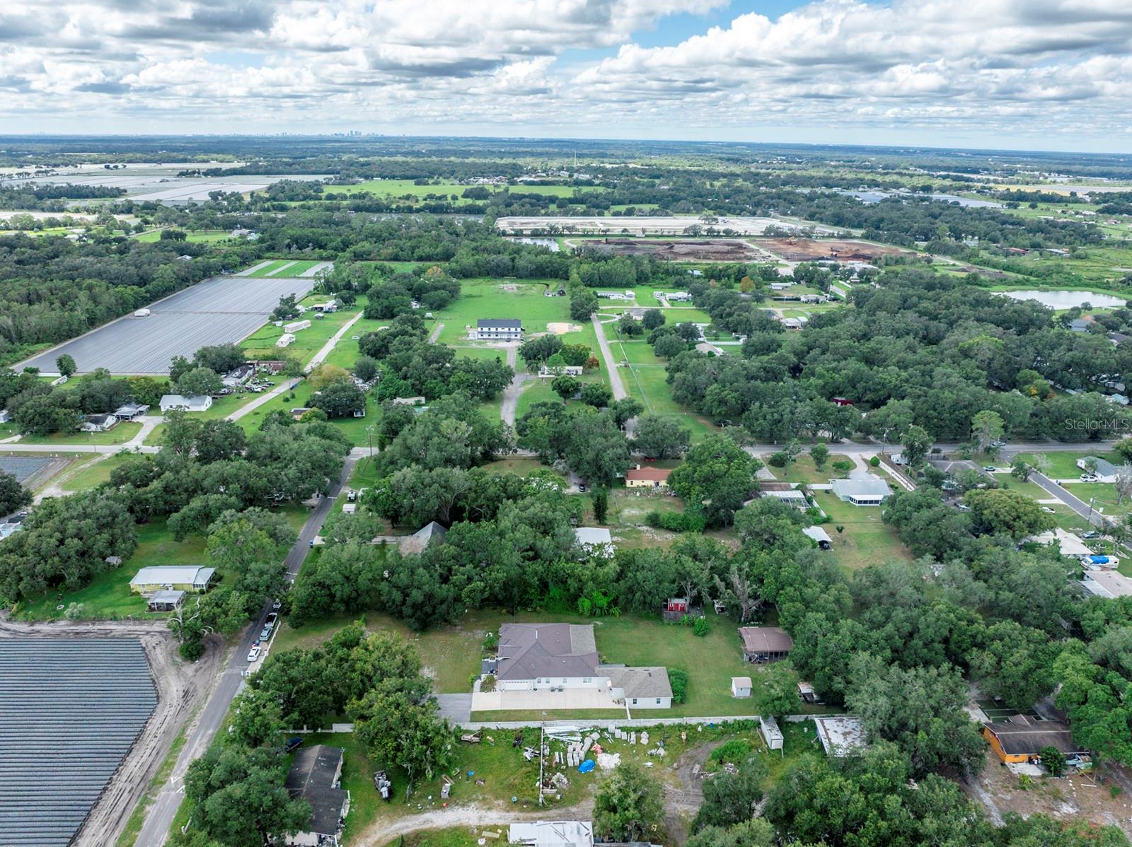 Listing photo id 3 for 5106 Slaten Road