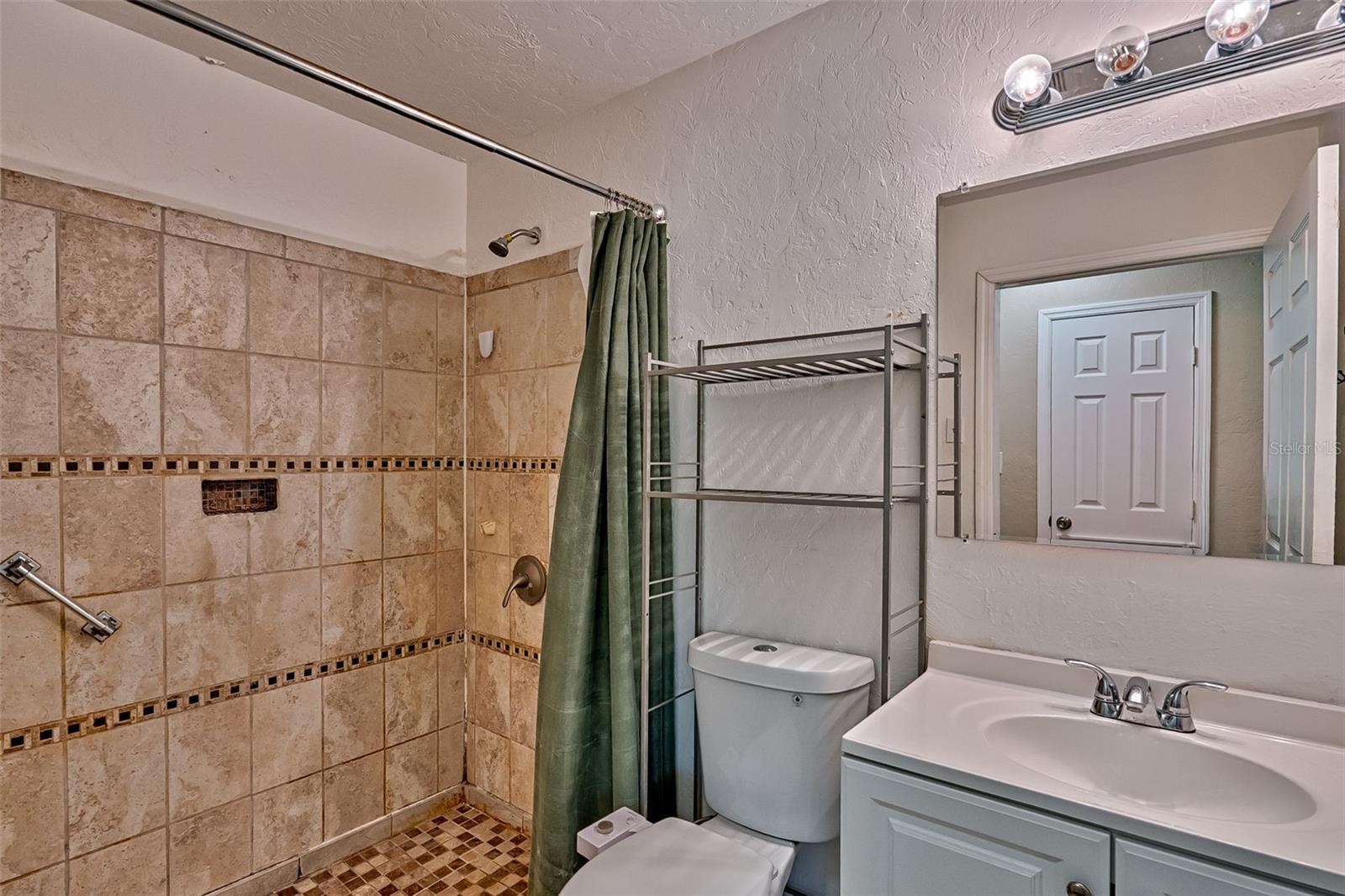 Image 17 of 37 For 23297 178th Place