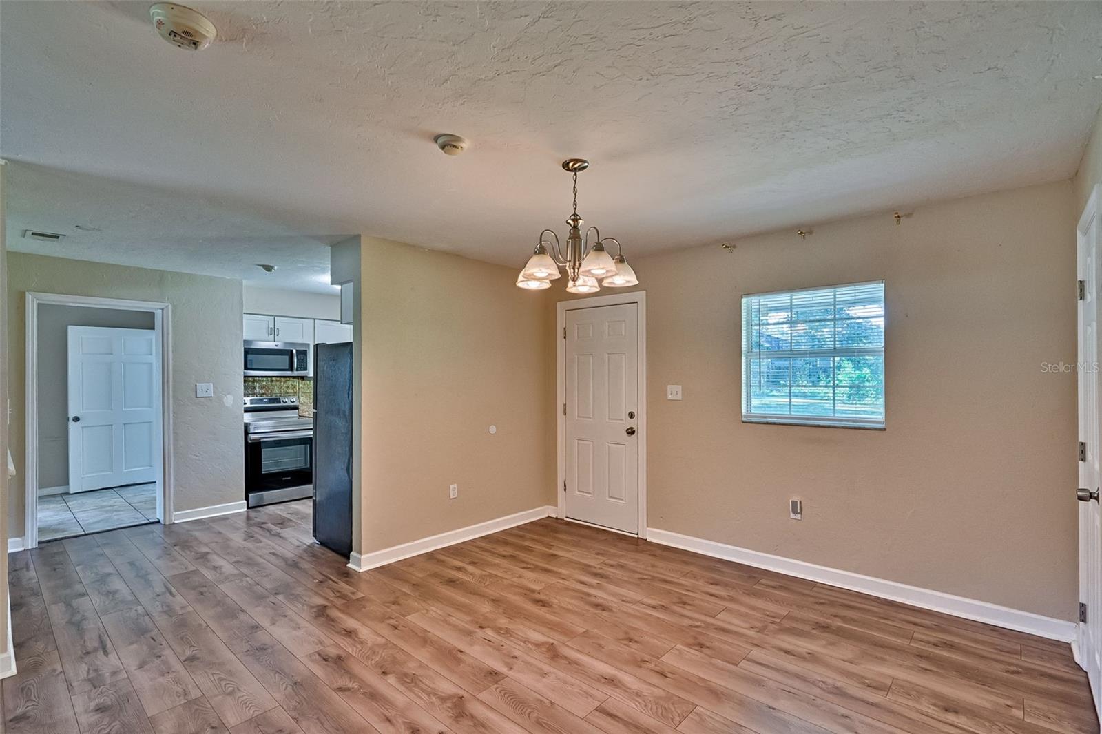 Image 8 of 37 For 23297 178th Place