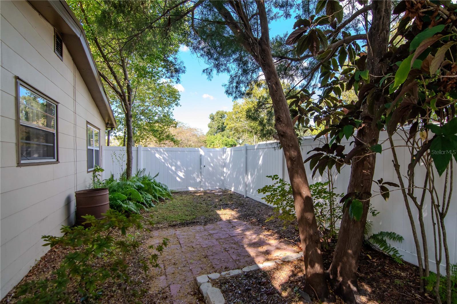 Image 36 of 41 For 107 Emerald Lane