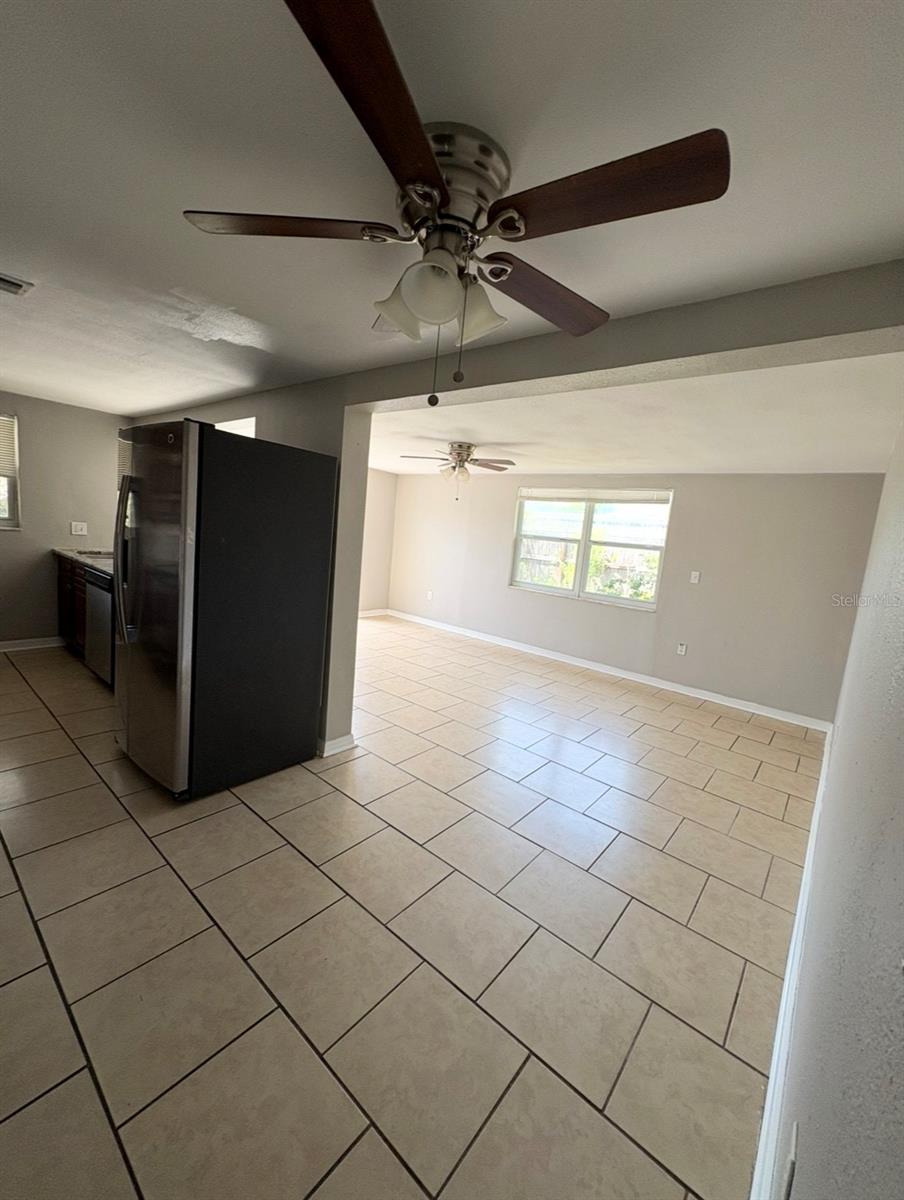 Image 4 of 16 For 11705 Meredith Lane
