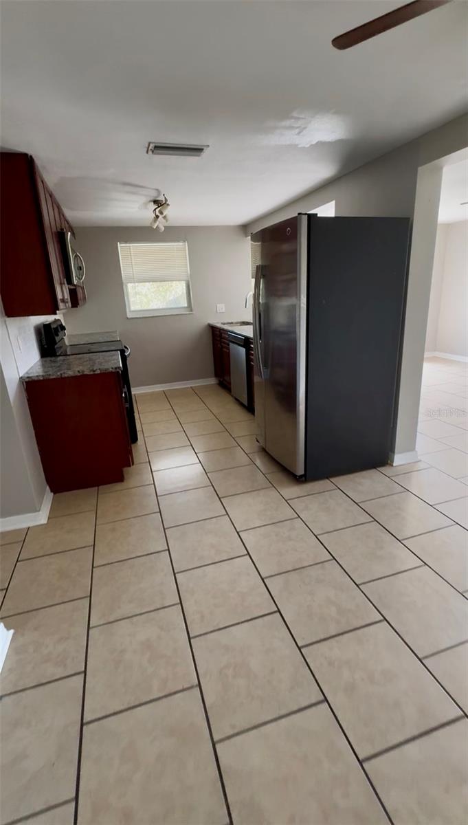 Image 7 of 16 For 11705 Meredith Lane