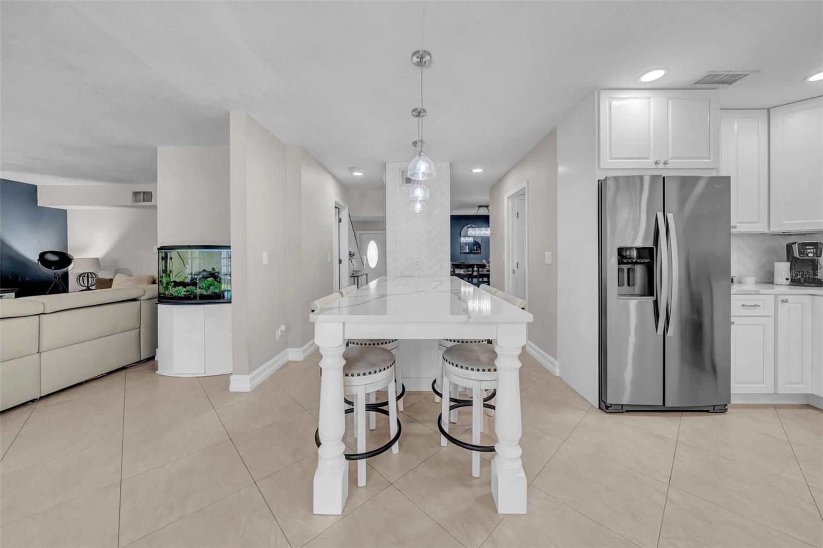 Image 11 of 72 For 8809 Glen Lakes Boulevard N