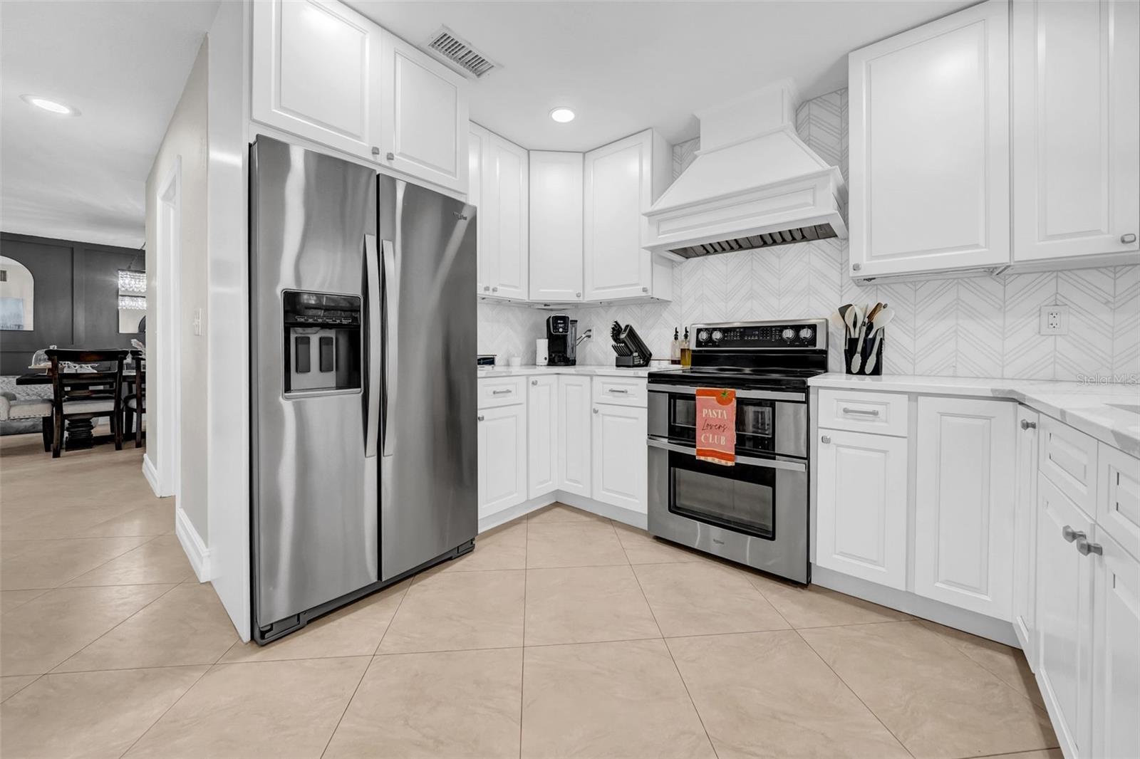 Image 13 of 72 For 8809 Glen Lakes Boulevard N