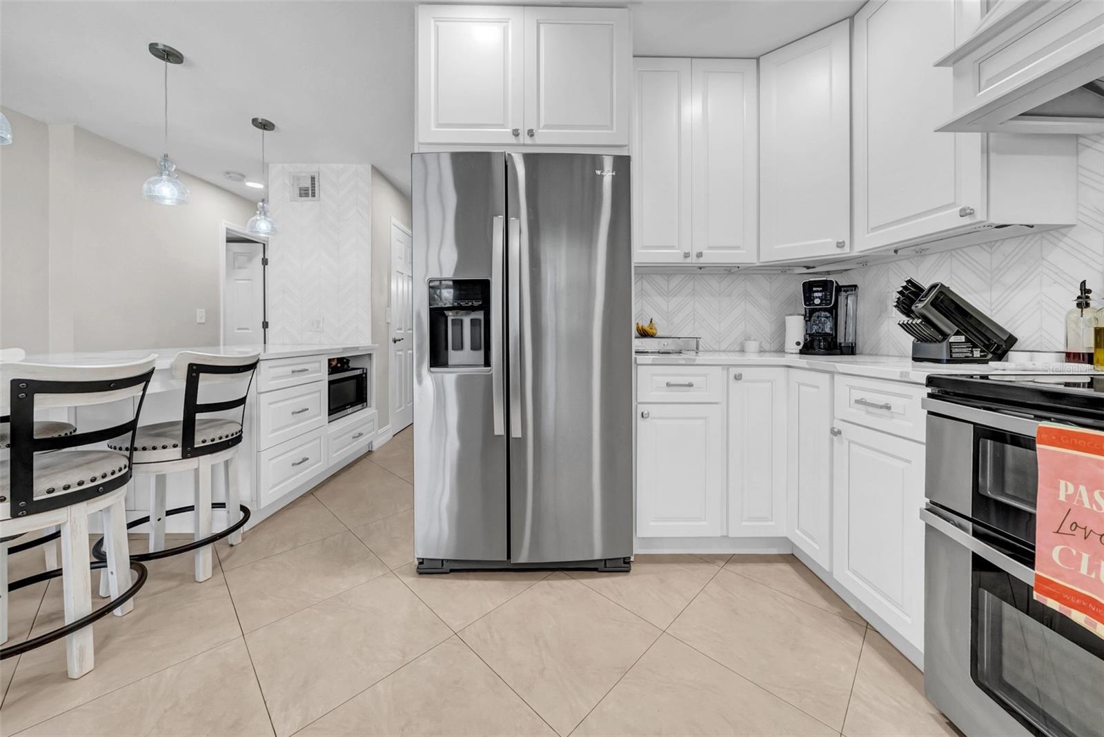Image 14 of 72 For 8809 Glen Lakes Boulevard N