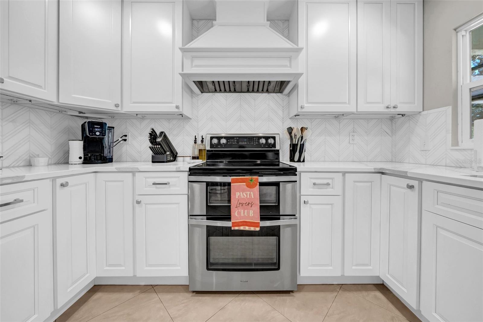 Image 15 of 72 For 8809 Glen Lakes Boulevard N