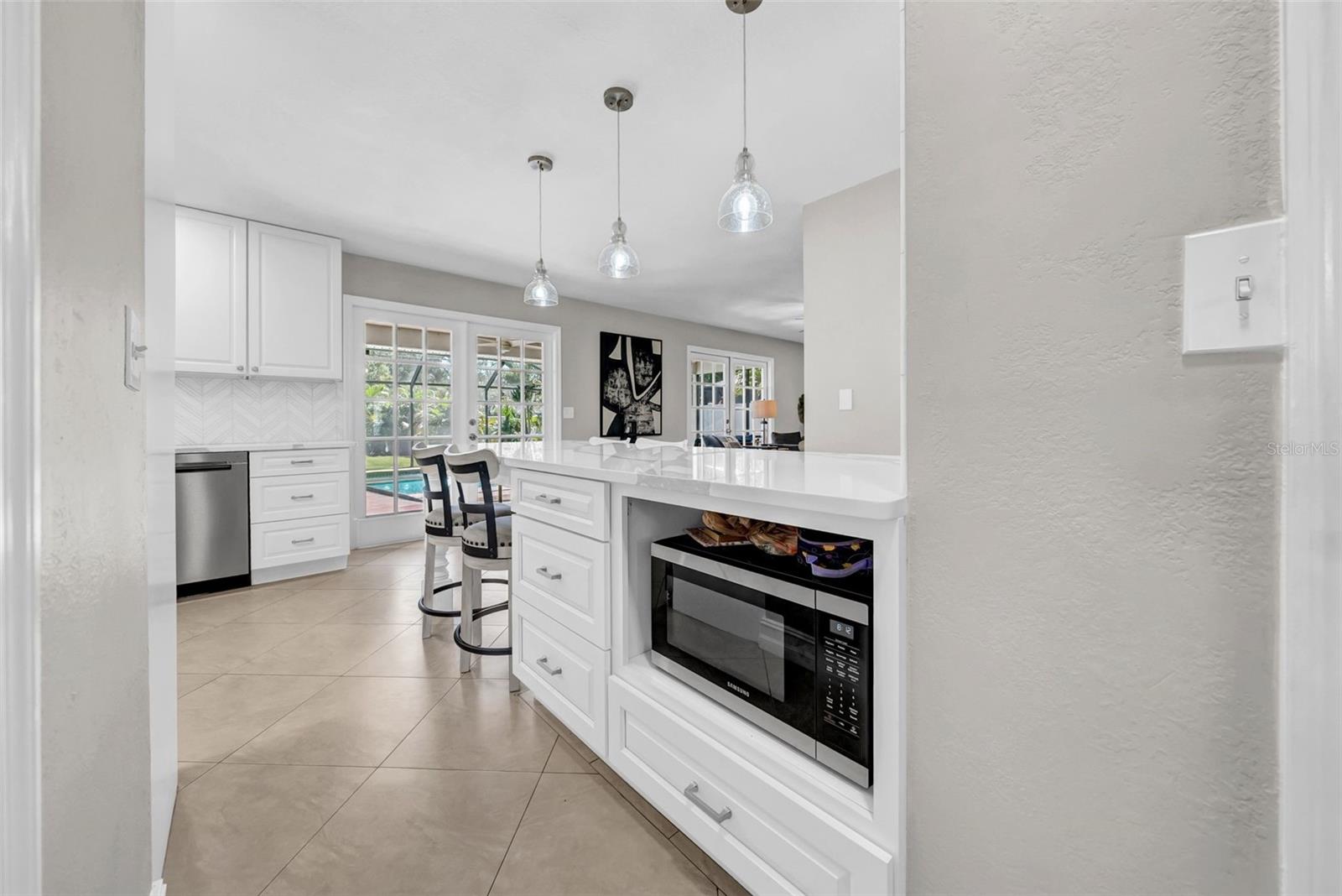 Image 17 of 72 For 8809 Glen Lakes Boulevard N