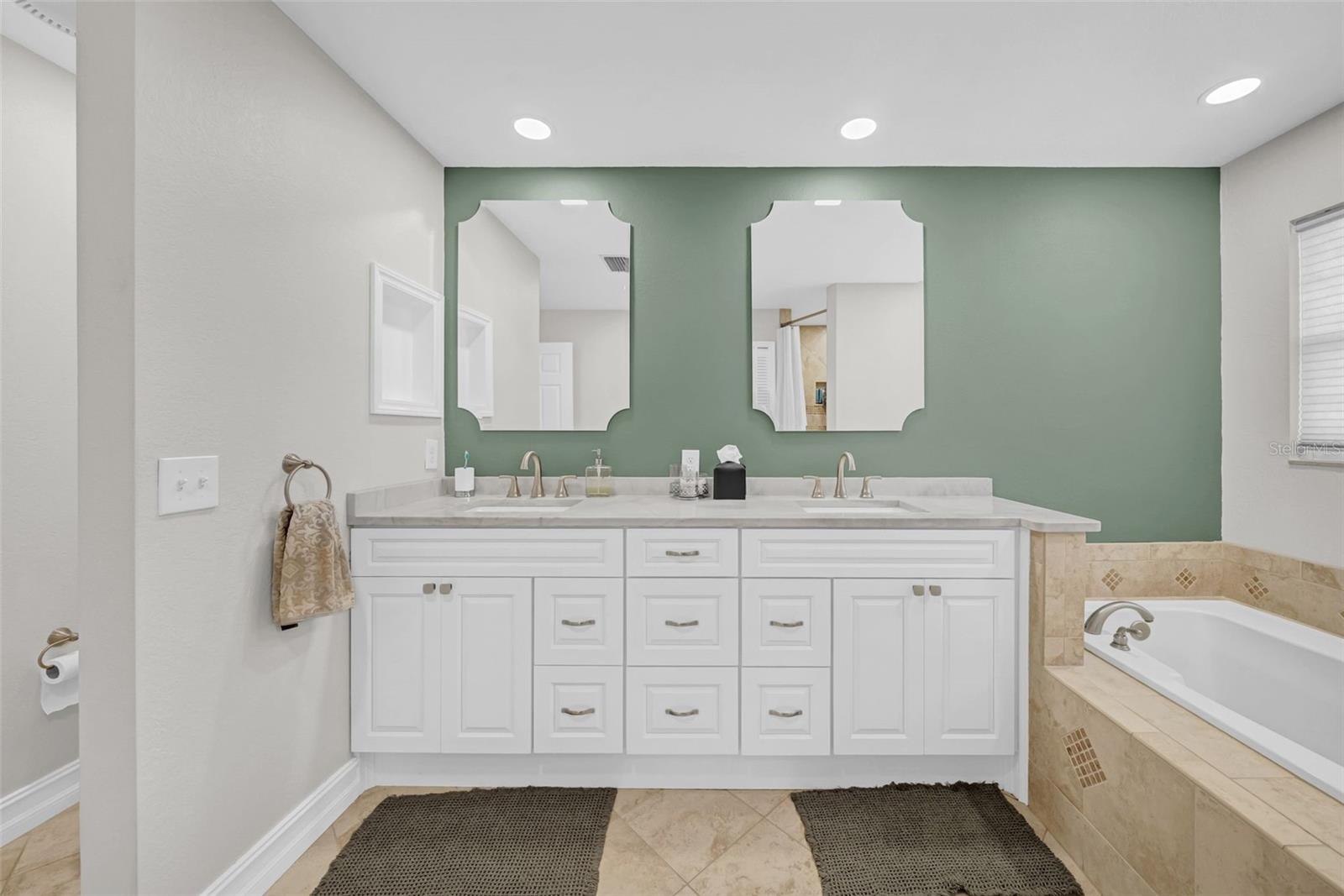 Image 34 of 72 For 8809 Glen Lakes Boulevard N