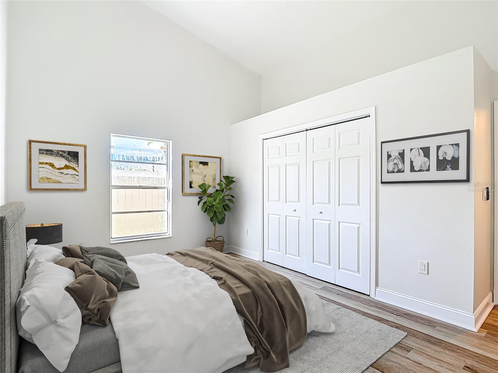 Image 40 of 81 For 8237 Setters Point Drive