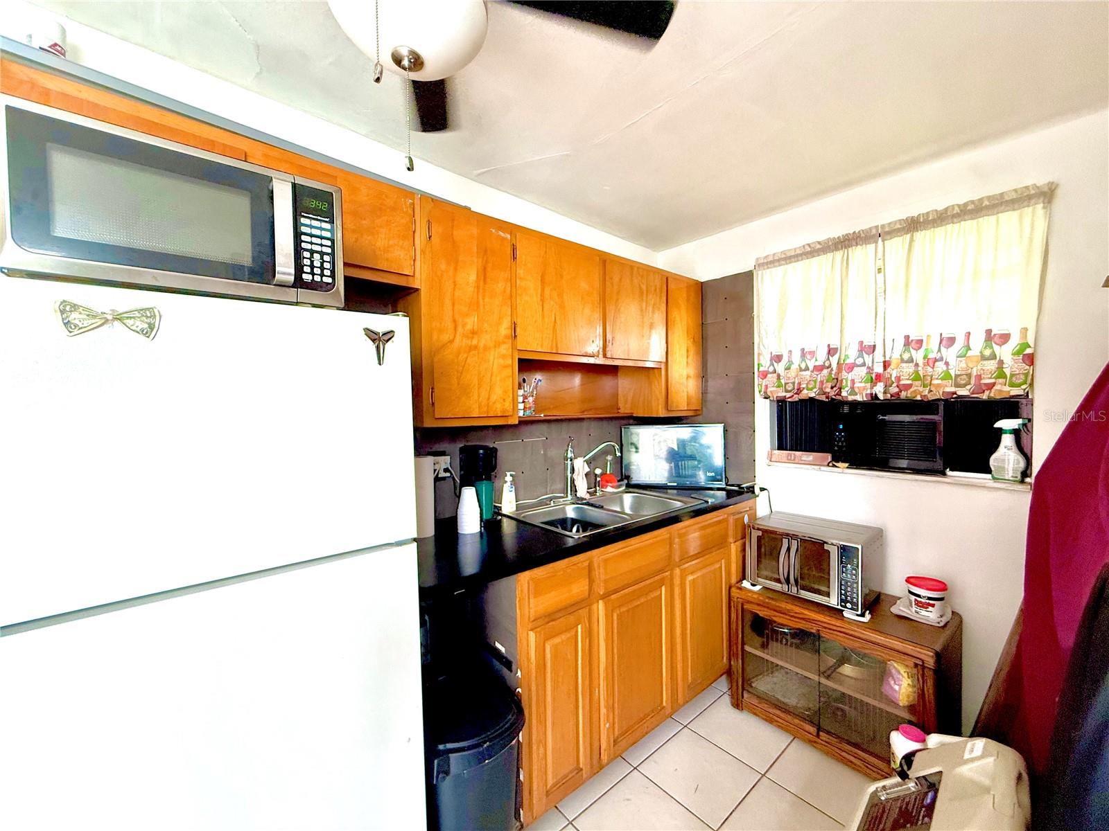 Image 11 of 16 For 8009 Cornwall Lane