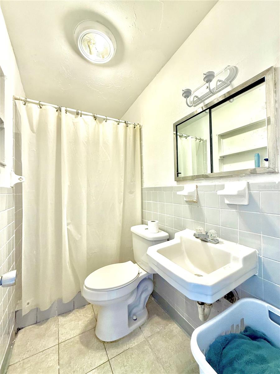 Image 12 of 16 For 8009 Cornwall Lane