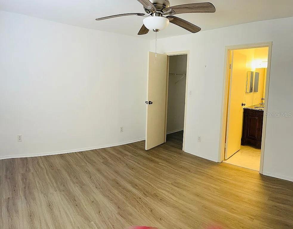 Image 8 of 12 For 1400 Gandy Boulevard N 1509