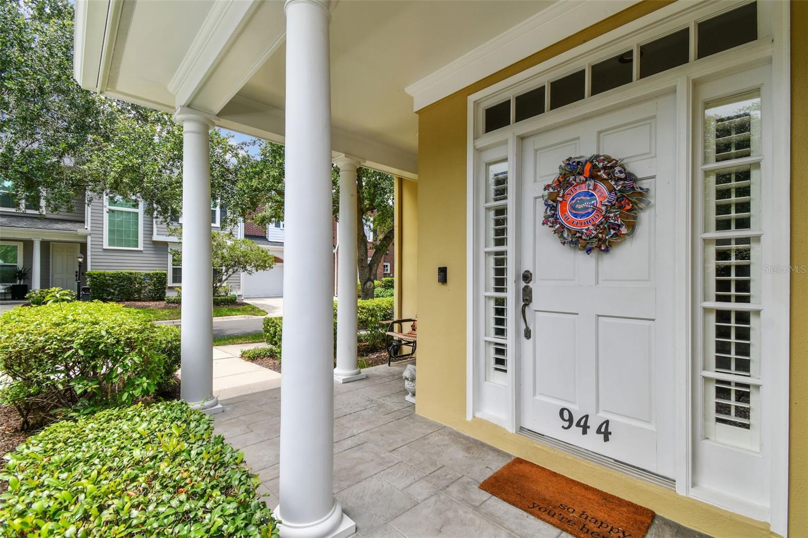 Image 3 of 62 For 944 Harbour Bay Drive