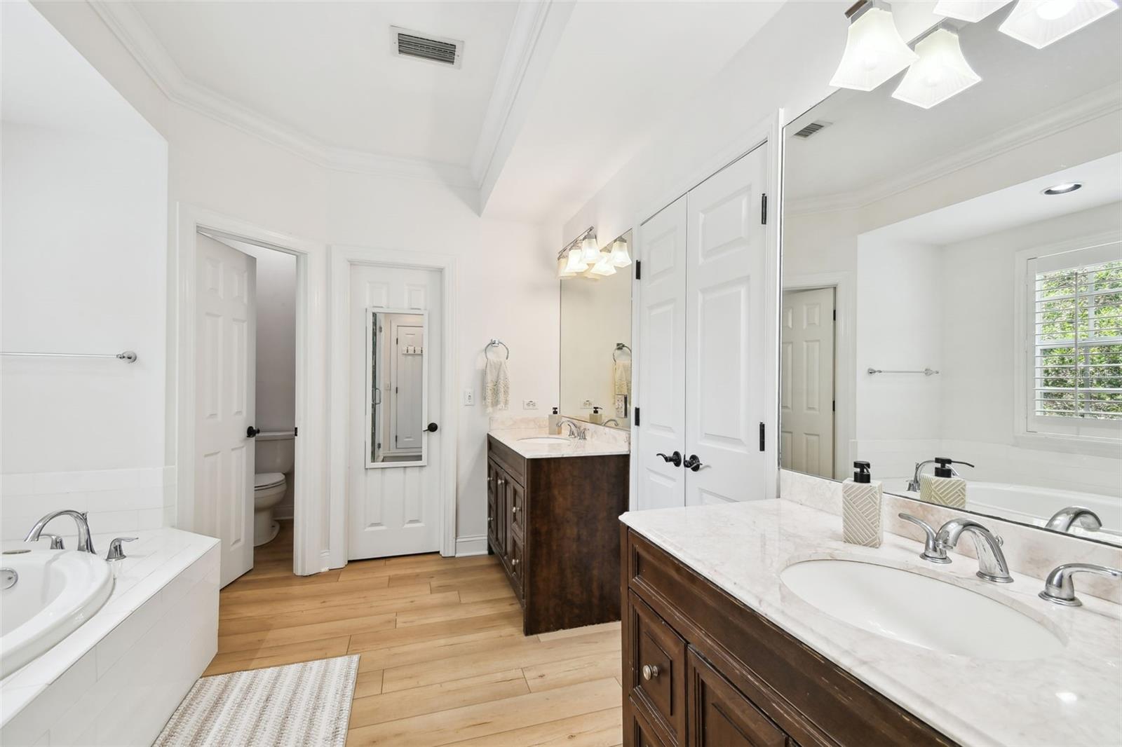 Image 41 of 62 For 944 Harbour Bay Drive