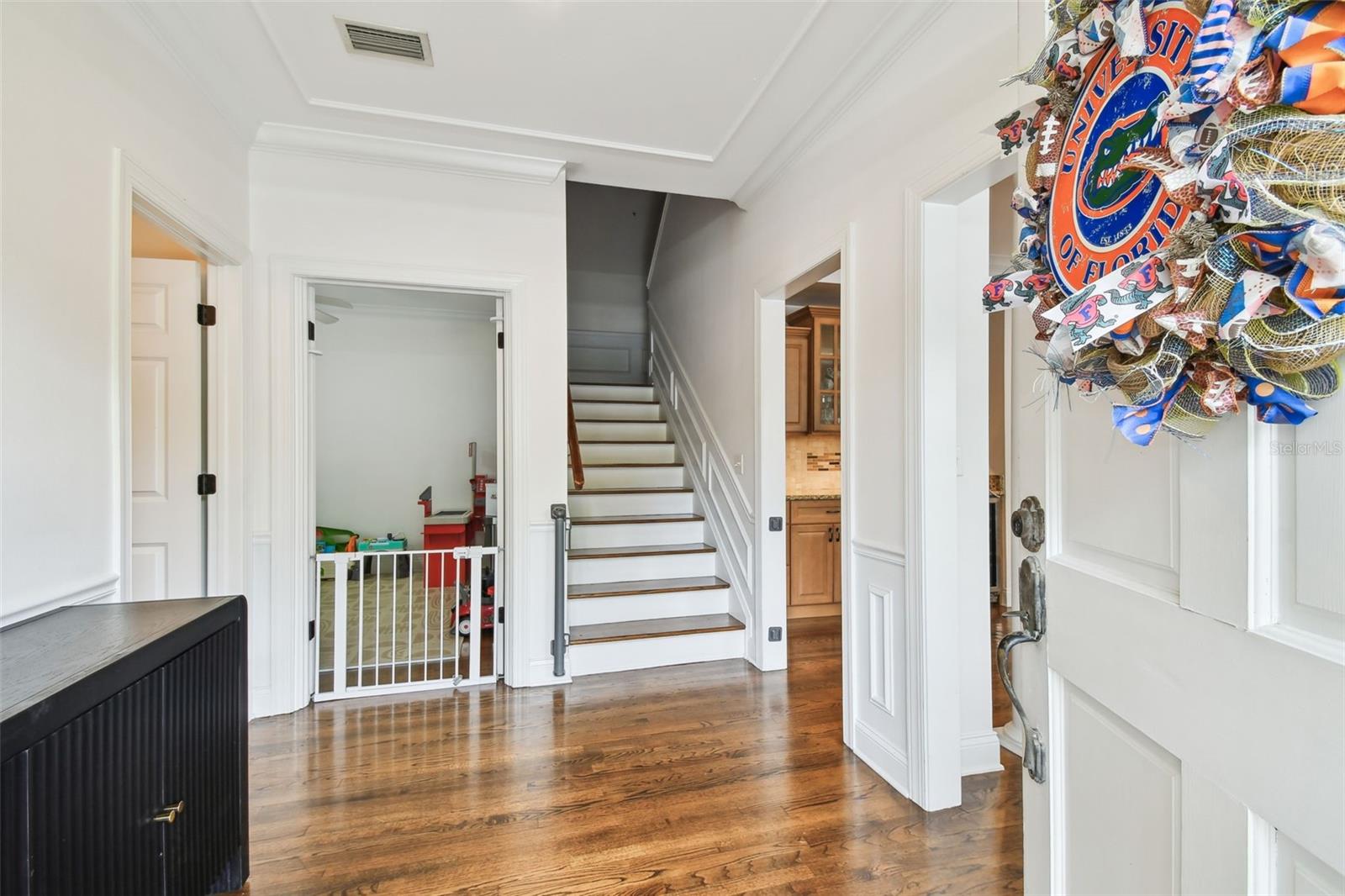 Image 6 of 62 For 944 Harbour Bay Drive