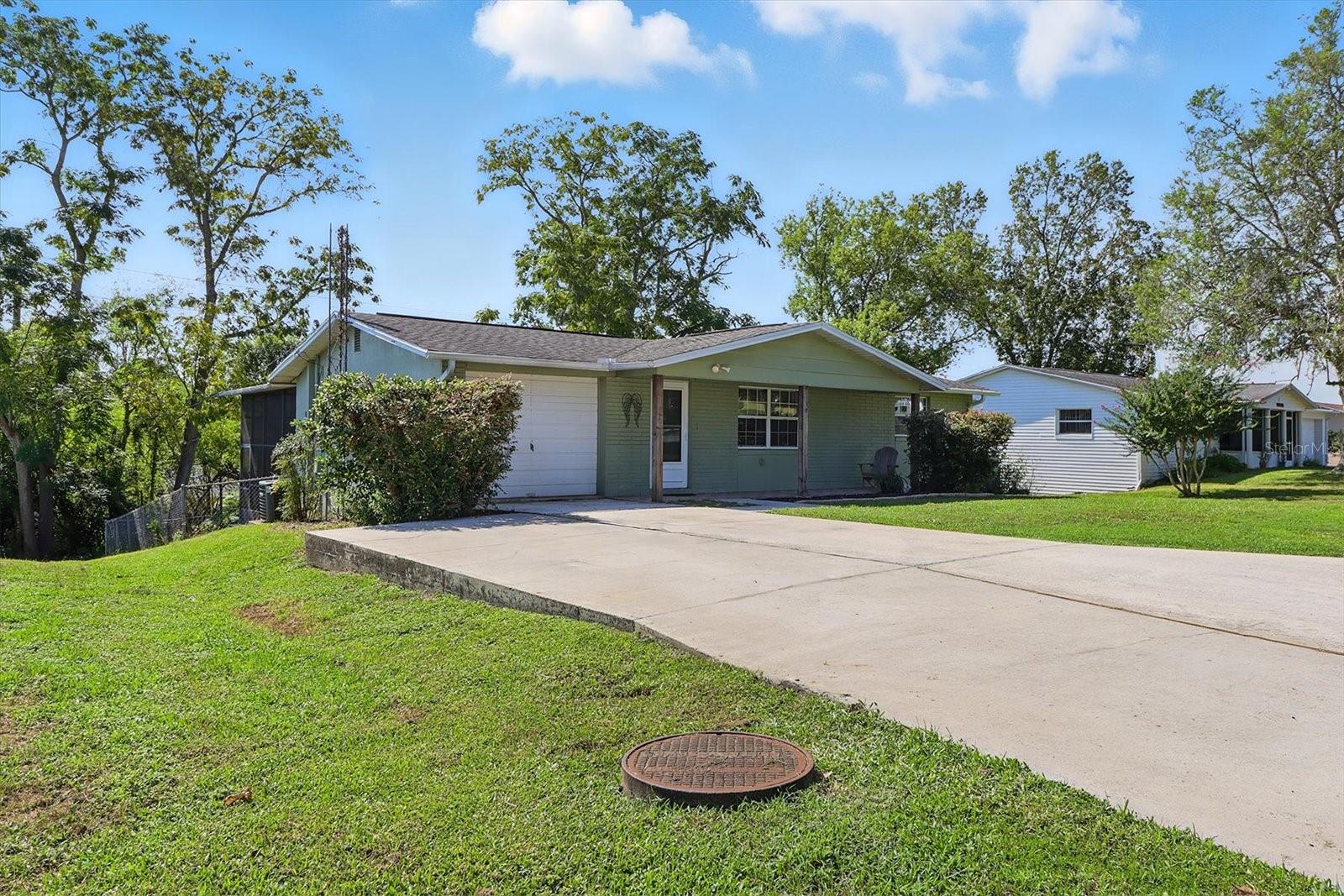 Image 11 of 49 For 99 Lucille Street