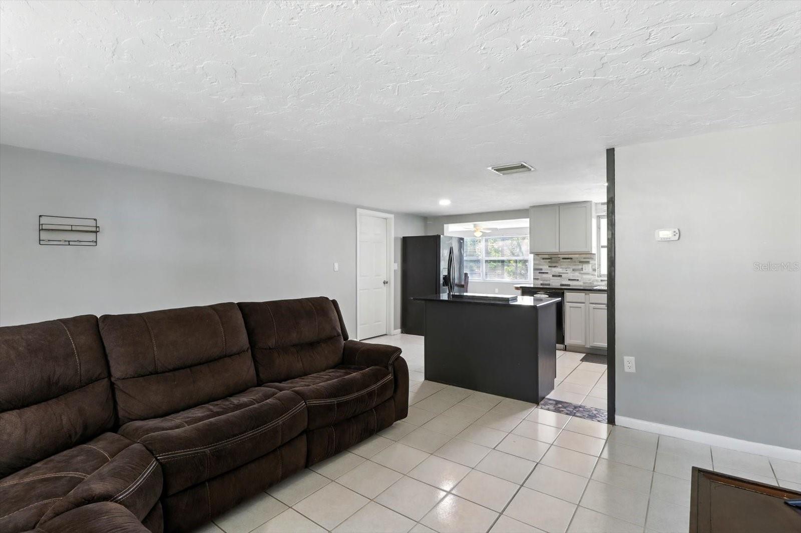 Image 17 of 49 For 99 Lucille Street