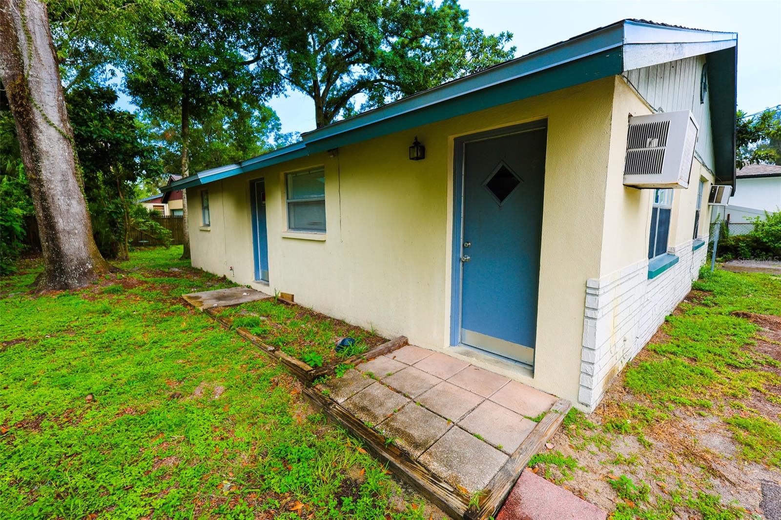 Details for 9610 12th Street A, TAMPA, FL 33612