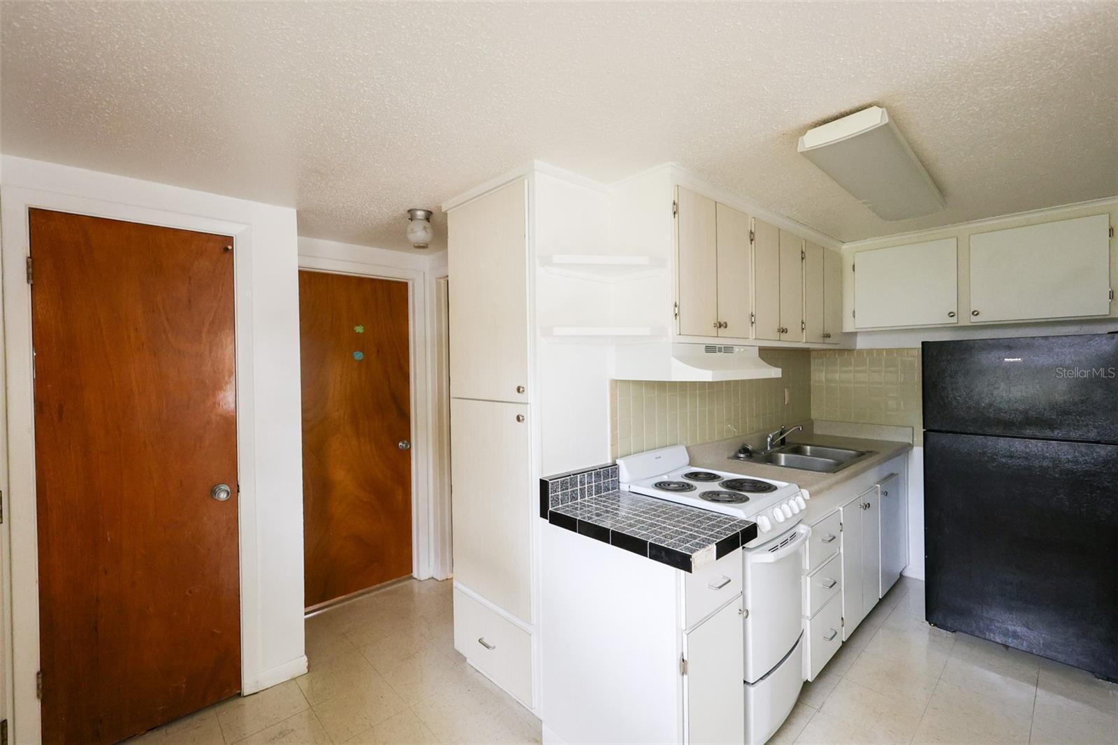 Image 5 of 10 For 9610 12th Street A
