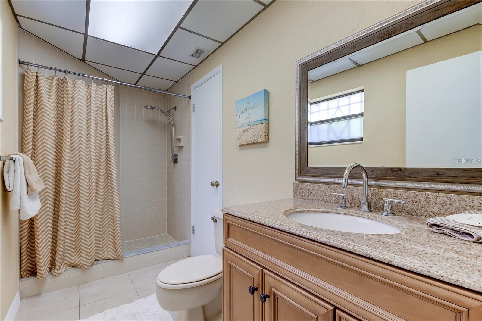 Image 12 of 32 For 5828 Oakhurst Drive