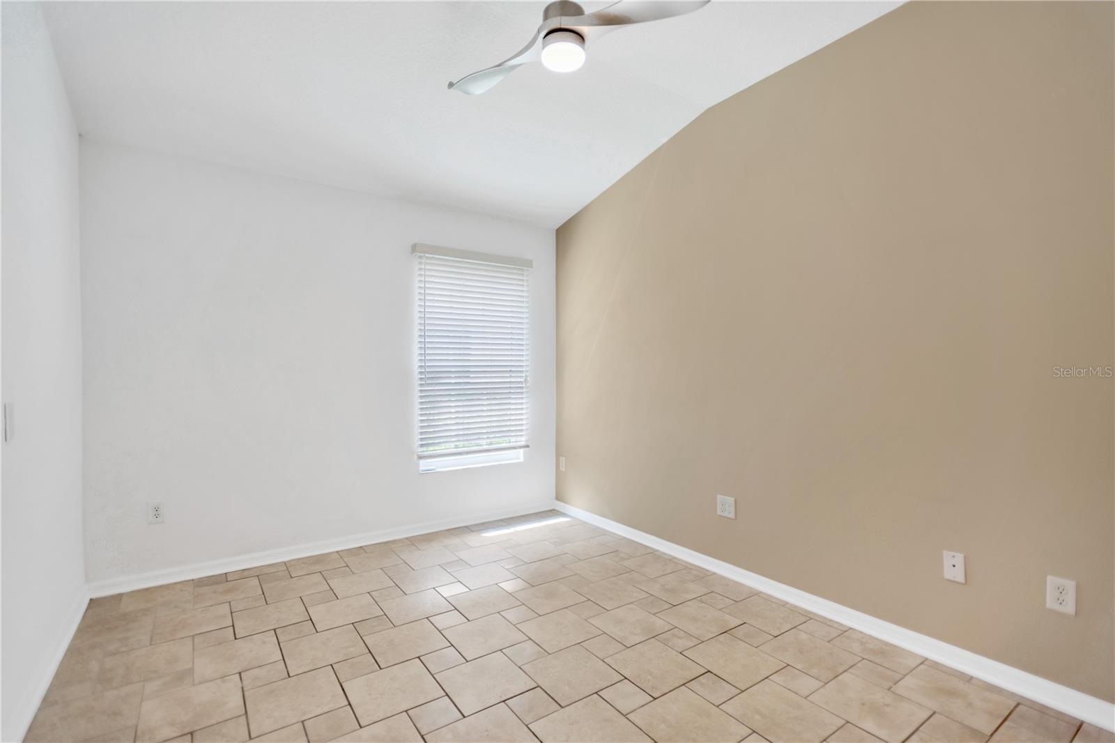 Image 13 of 29 For 5533 Autumn Shire Drive