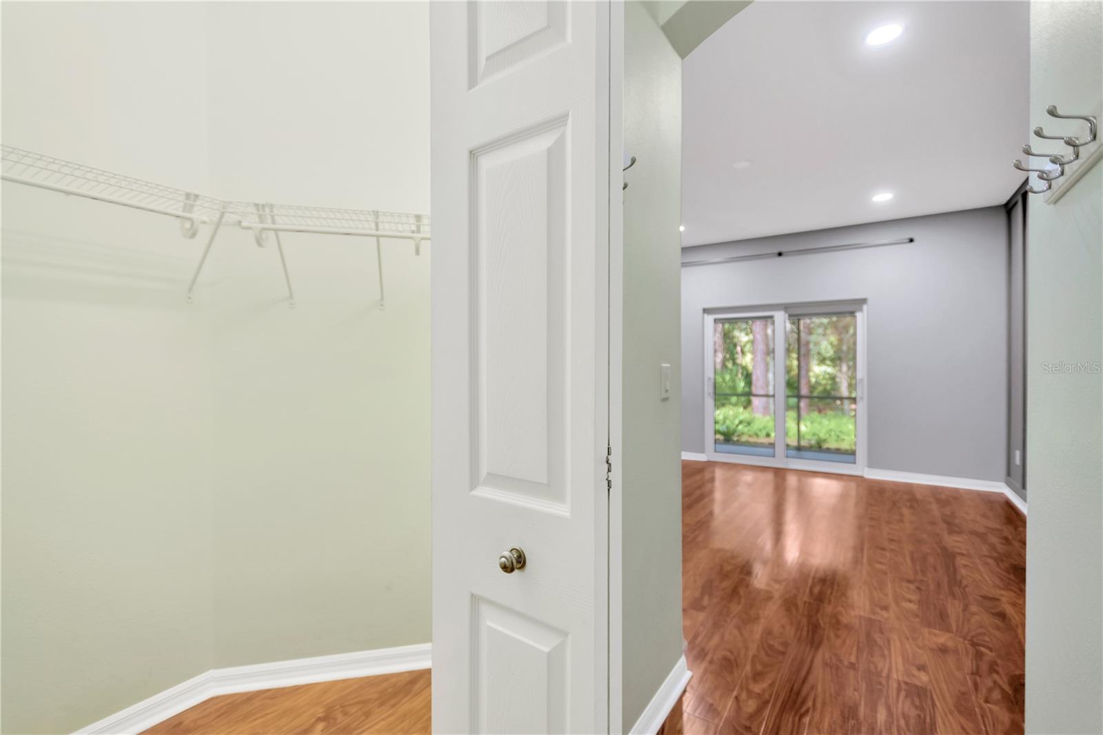 Image 18 of 29 For 5533 Autumn Shire Drive