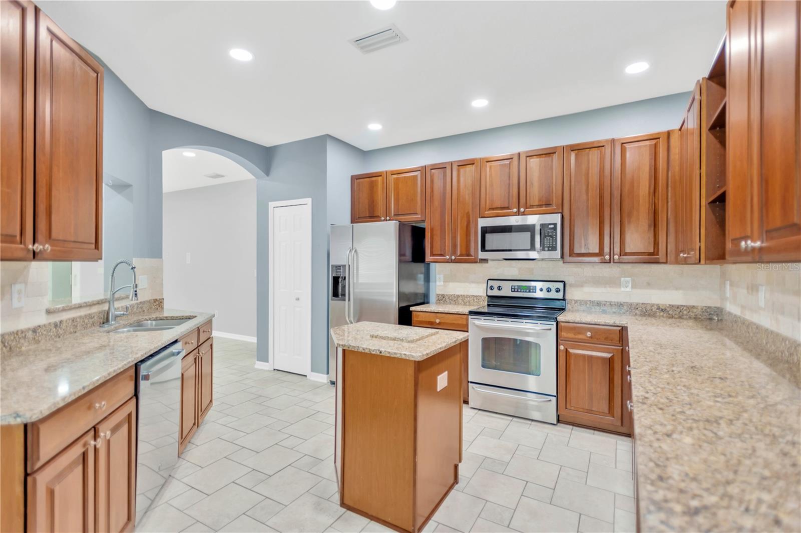 Image 20 of 29 For 5533 Autumn Shire Drive