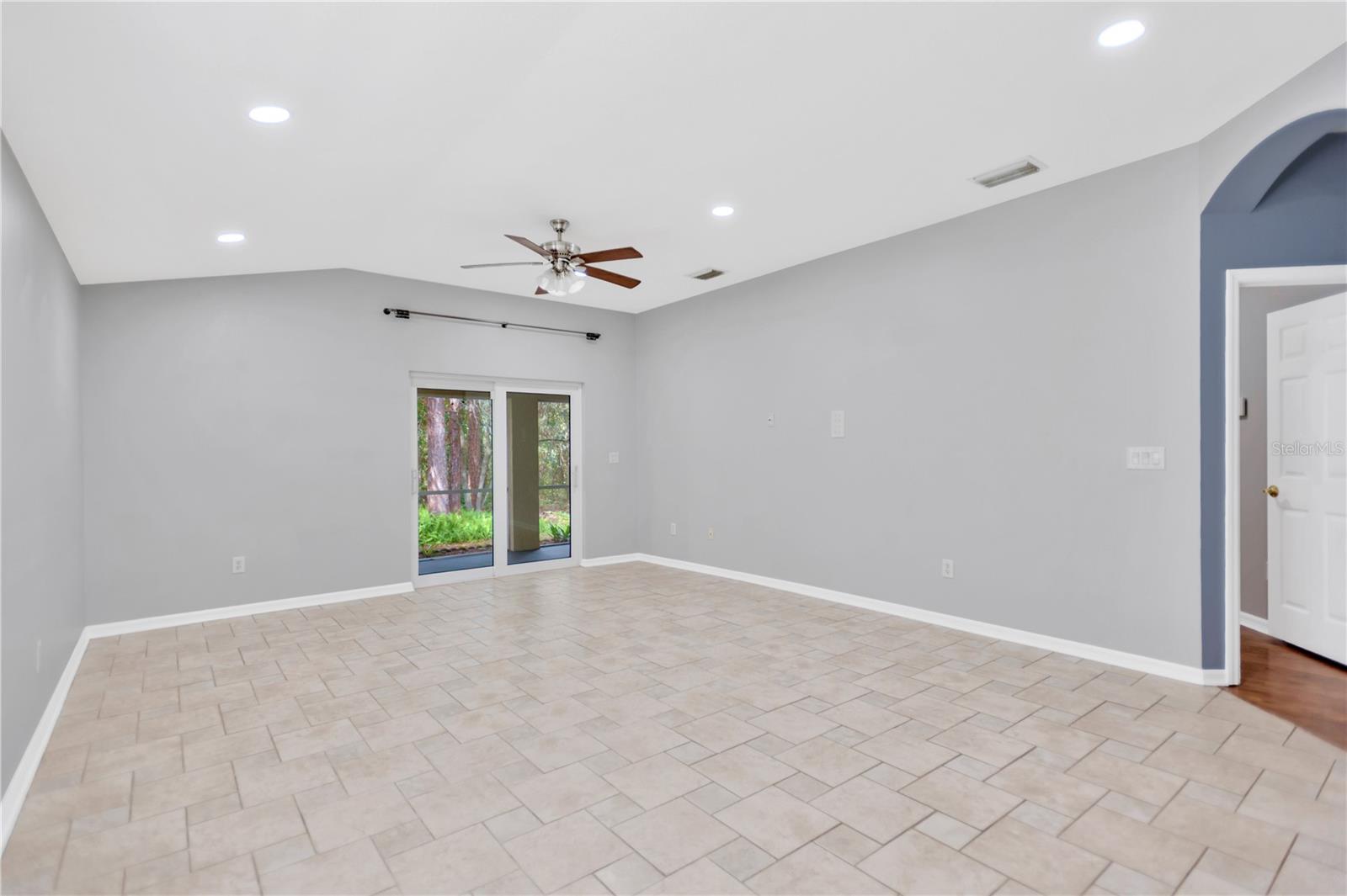 Image 8 of 29 For 5533 Autumn Shire Drive