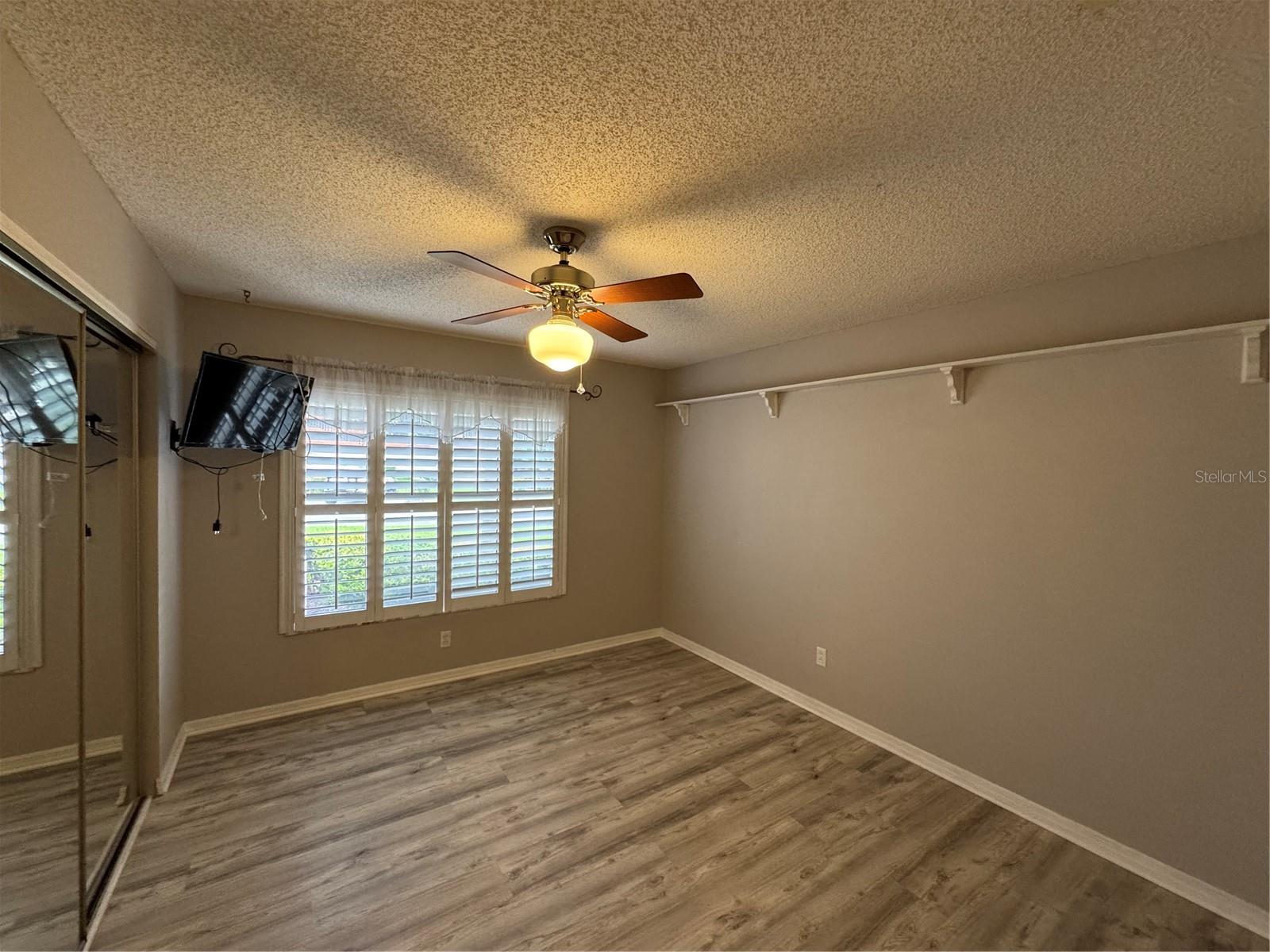 Image 10 of 24 For 18310 Aintree Court
