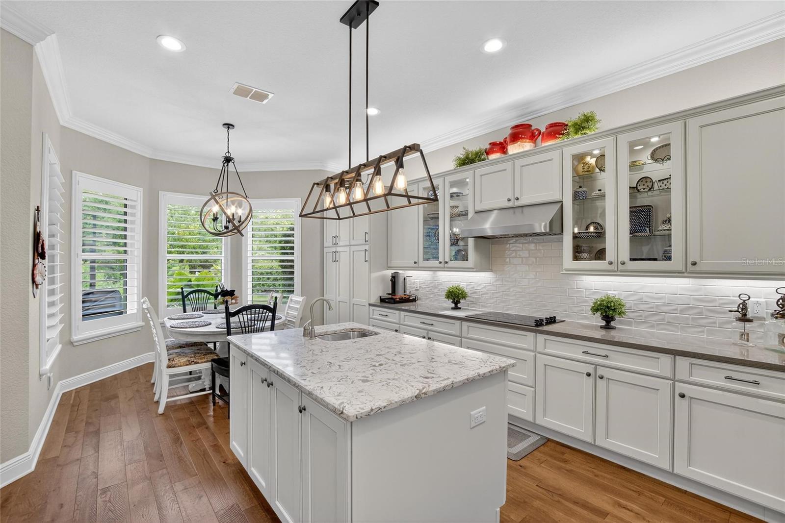 Image 22 of 100 For 5028 Emerald Isle Drive