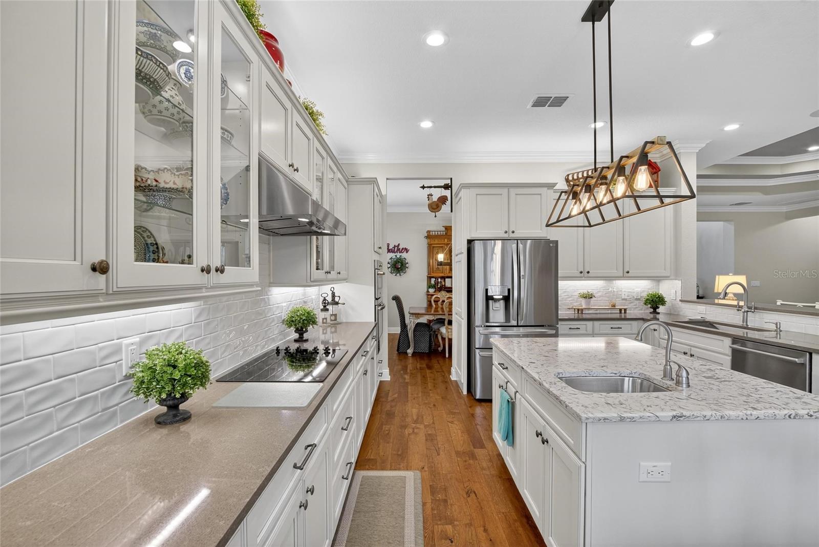 Image 26 of 100 For 5028 Emerald Isle Drive
