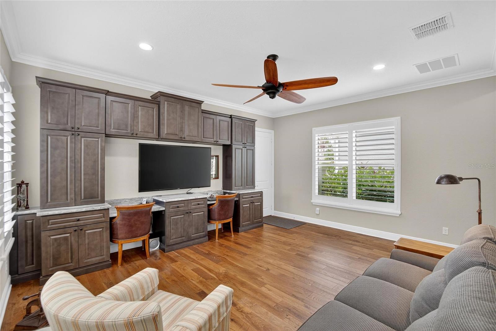 Image 36 of 100 For 5028 Emerald Isle Drive