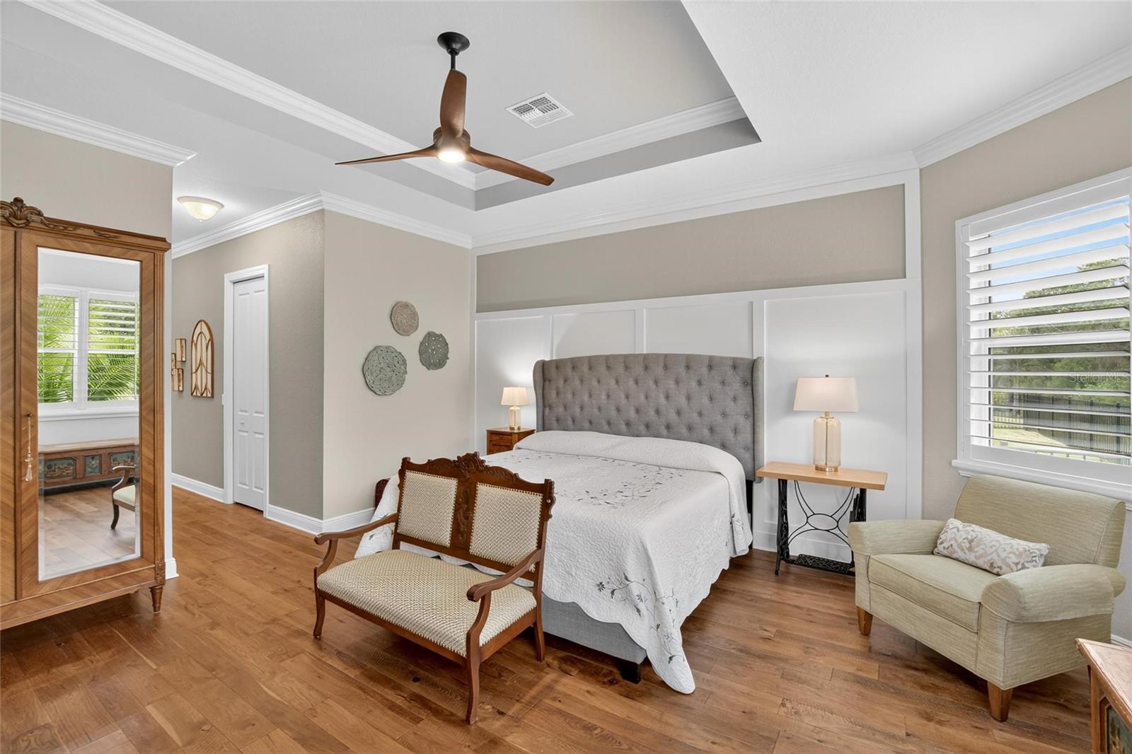 Image 46 of 100 For 5028 Emerald Isle Drive
