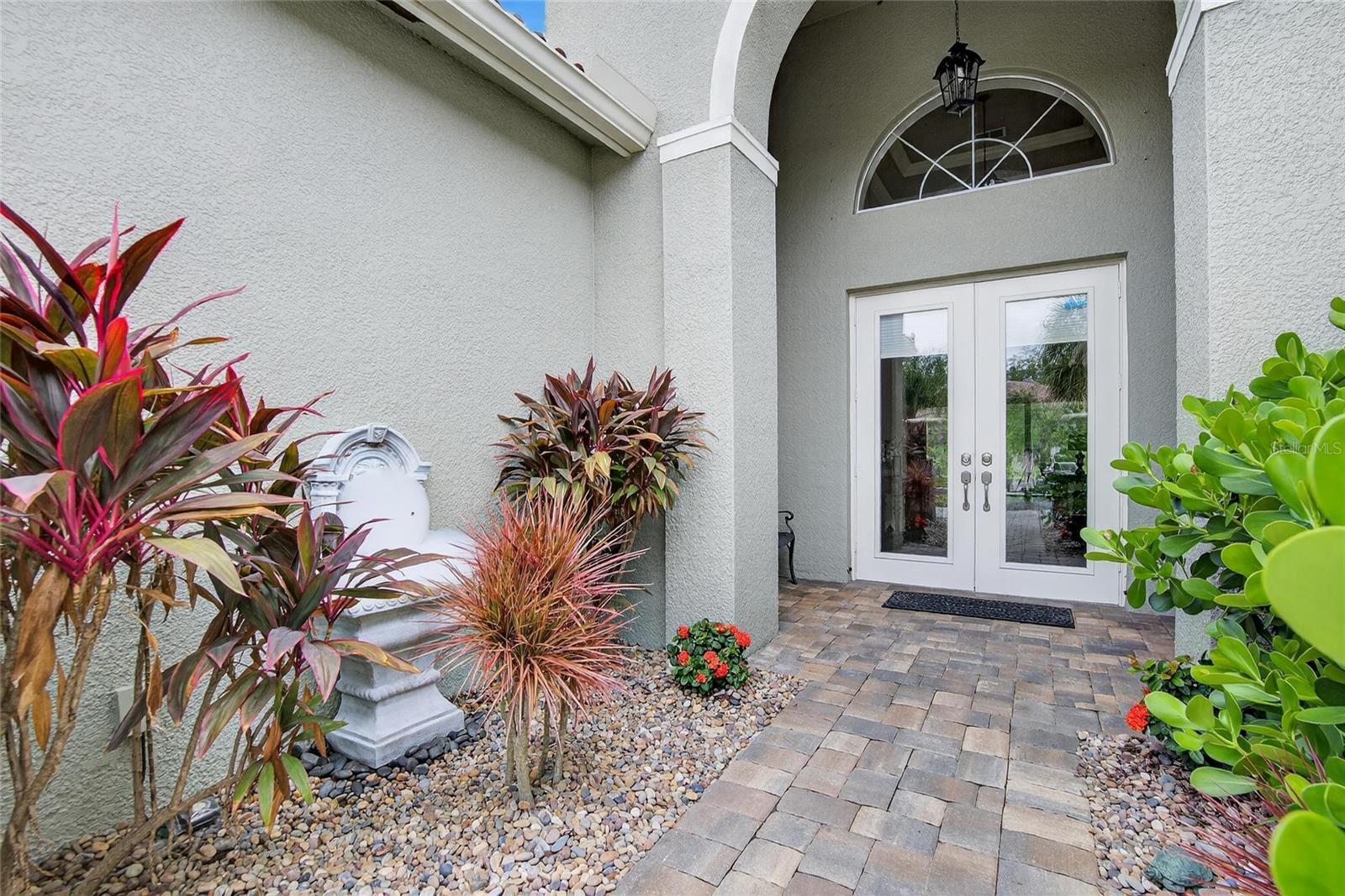 Image 5 of 100 For 5028 Emerald Isle Drive
