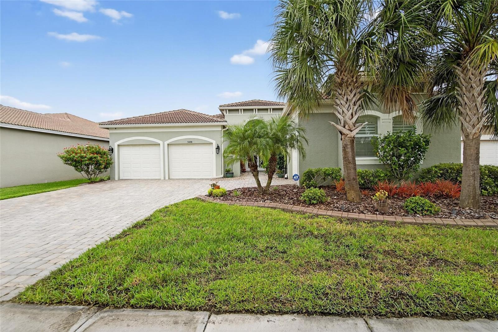 Image 74 of 100 For 5028 Emerald Isle Drive