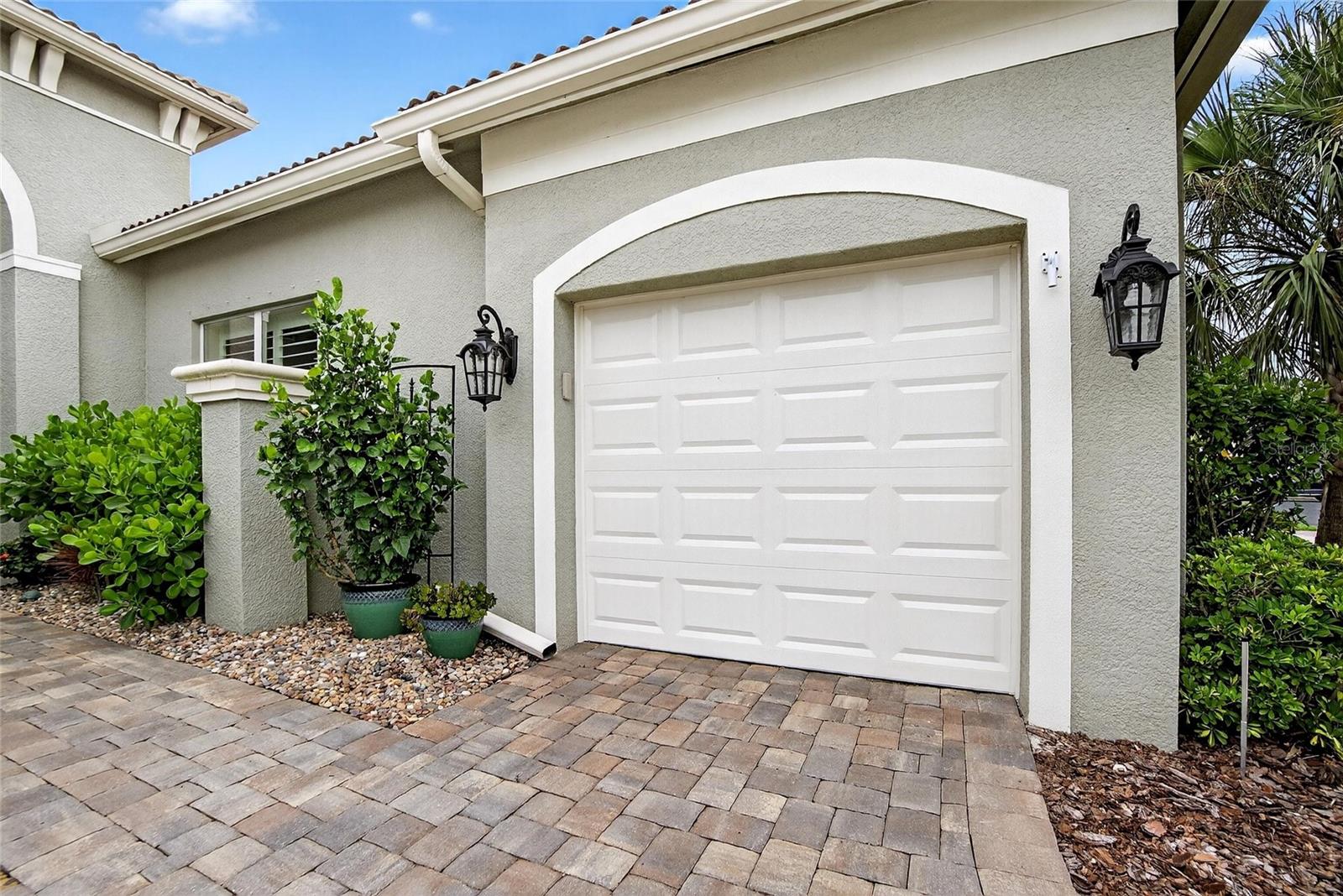 Image 79 of 100 For 5028 Emerald Isle Drive