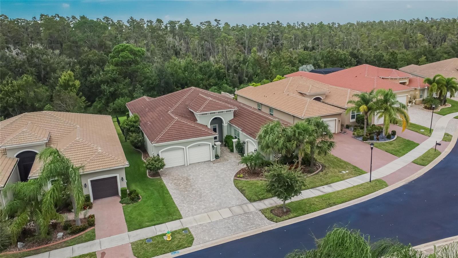 Image 90 of 100 For 5028 Emerald Isle Drive