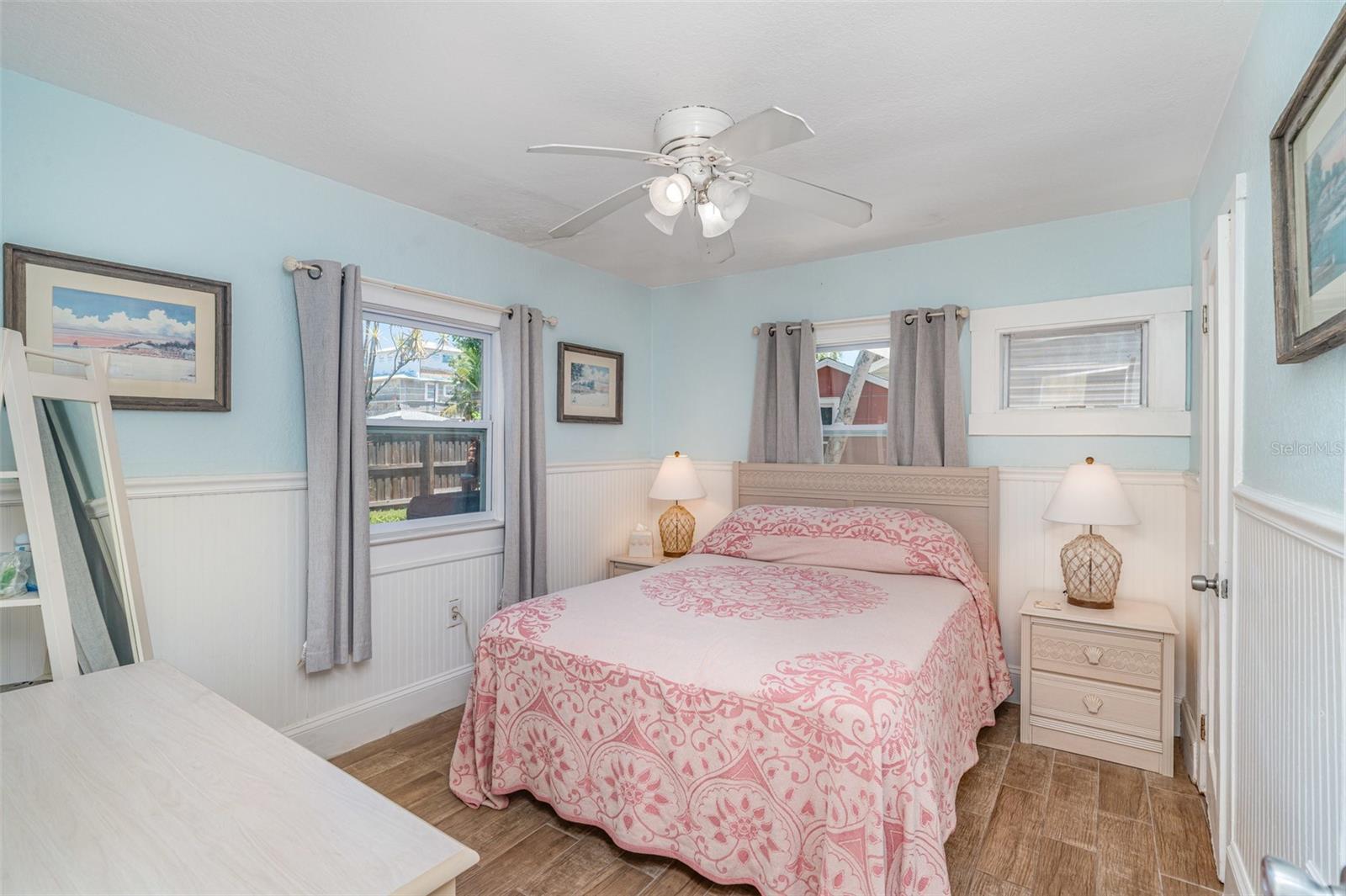 Image 10 of 35 For 660 Linley Street