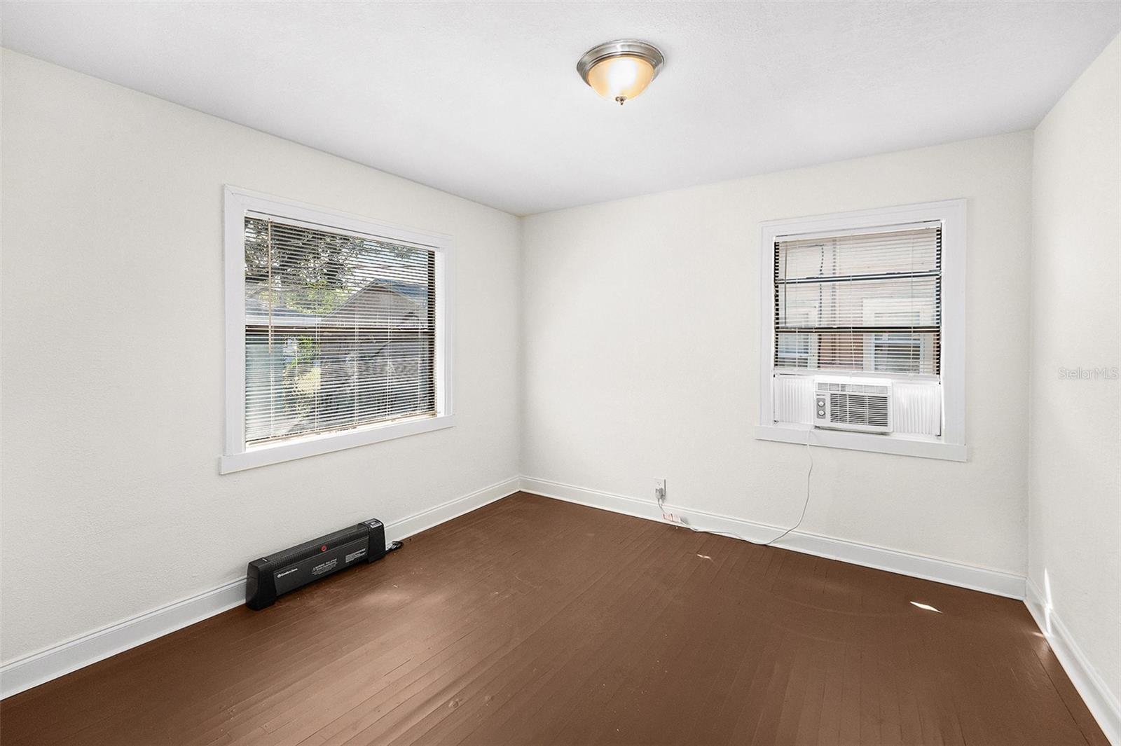 Image 12 of 26 For 2220 7th Street S